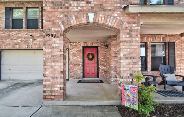 9202  Victory Pass Dr, San Antonio, TX 78240 — photo 3