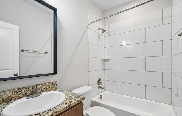 1035  Cedar Grove Trail, Spring Branch, TX 78070 — photo 16
