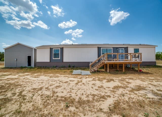1156  PR Vista Hills Ln, Somerset, TX 78069 — photo 12