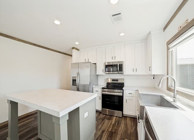 1156  PR Vista Hills Ln, Somerset, TX 78069 — photo 16
