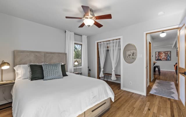 904 N Orange St, Fredericksburg, TX 78624 — photo 9