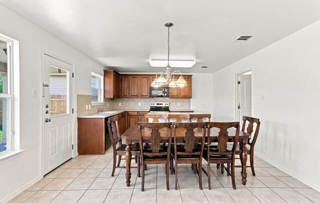 934  MAGNOLIA Summit, San Antonio, TX 78251 — photo 12