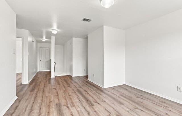 934  MAGNOLIA Summit, San Antonio, TX 78251 — photo 13