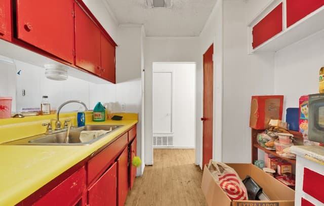4407  Howard St, San Antonio, TX 78212 — photo 11