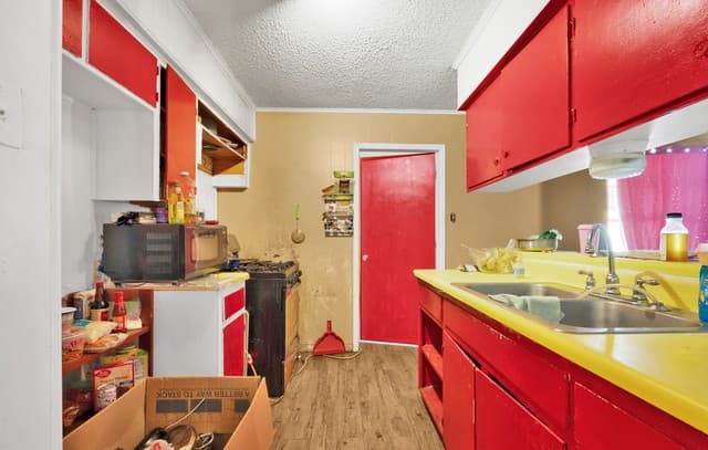 4407  Howard St, San Antonio, TX 78212 — photo 12