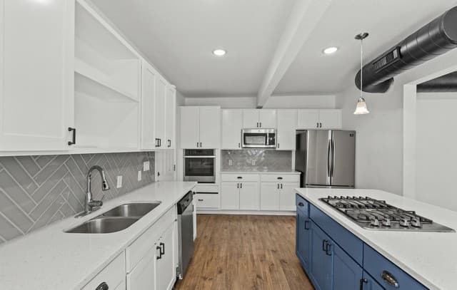 123  Castillo, San Antonio, TX 78210 — photo 11