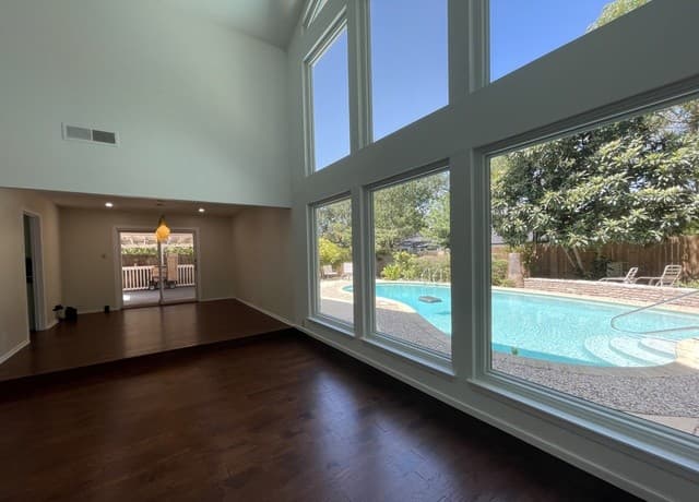 12607  Chateau Forest Ln, San Antonio, TX 78230 — photo 2