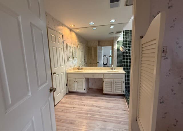 24  Donore, San Antonio, TX 78229 — photo 12