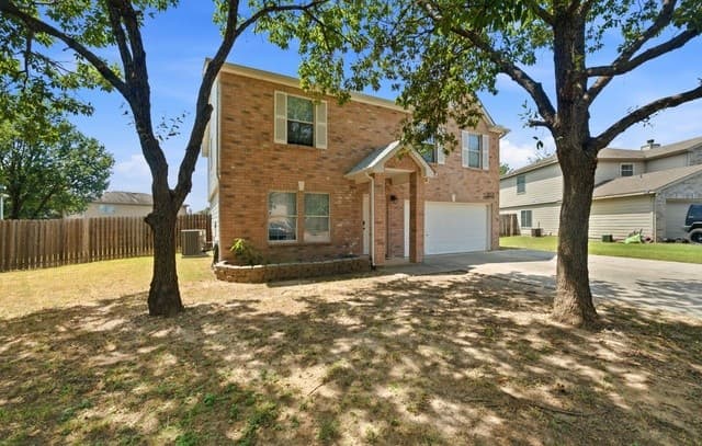 16523  Amberly Ct, Selma, TX 78154 — photo 2