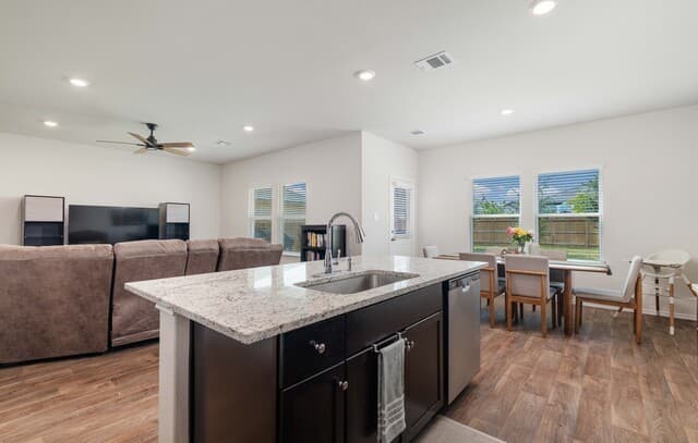 5024  Snap Hook, San Antonio, TX 78261 — photo 10