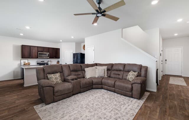 5024  Snap Hook, San Antonio, TX 78261 — photo 3