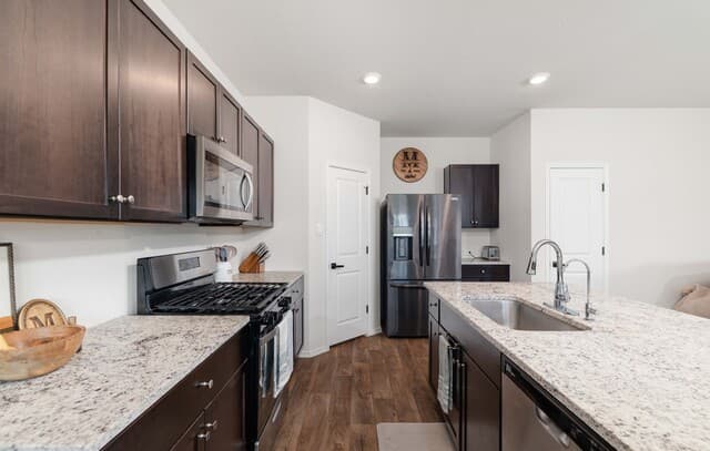 5024  Snap Hook, San Antonio, TX 78261 — photo 8