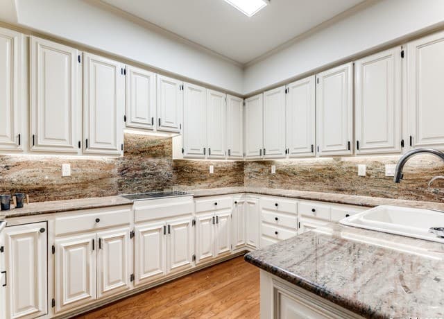8000 Donore Pl Unit 11, San Antonio, TX 78229 — photo 10