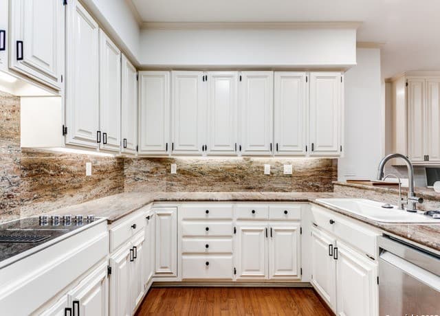 8000 Donore Pl Unit 11, San Antonio, TX 78229 — photo 11