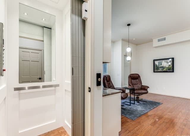 8000 Donore Pl Unit 11, San Antonio, TX 78229 — photo 12