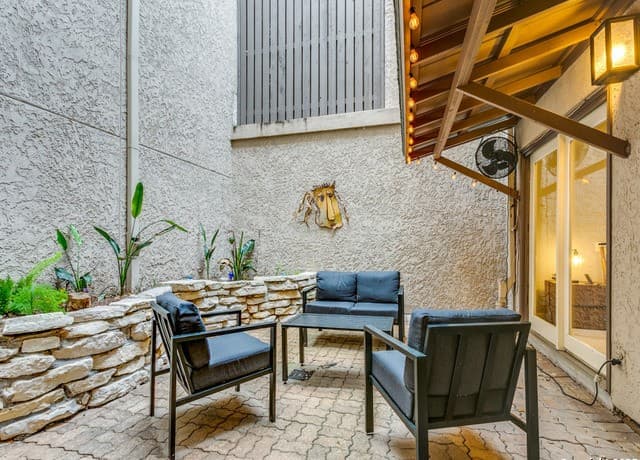 8000 Donore Pl Unit 11, San Antonio, TX 78229 — photo 22