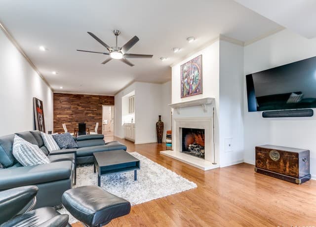 8000 Donore Pl Unit 11, San Antonio, TX 78229 — photo 4