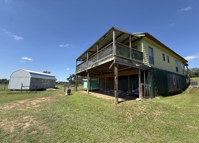 153  Park, Bandera, TX 78003 — photo 4