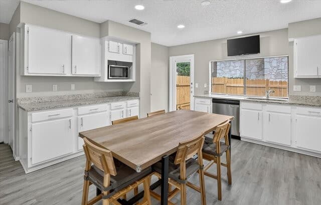 8343  Timber Grand, San Antonio, TX 78250 — photo 11