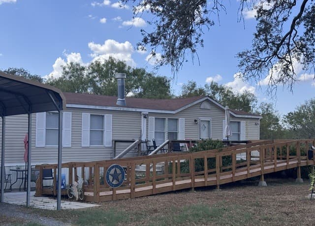 3303  Sandy Elm Rd