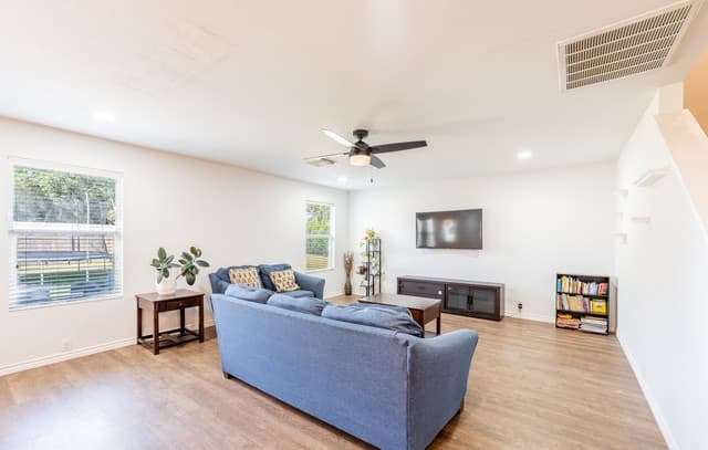 5795  Saint Andrews, Schertz, TX 78108 — photo 3