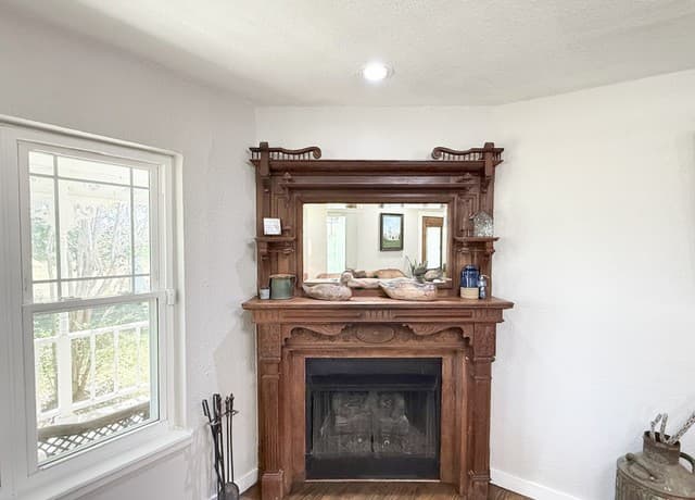 901  Zig Zag Ave, Devine, TX 78016 — photo 16