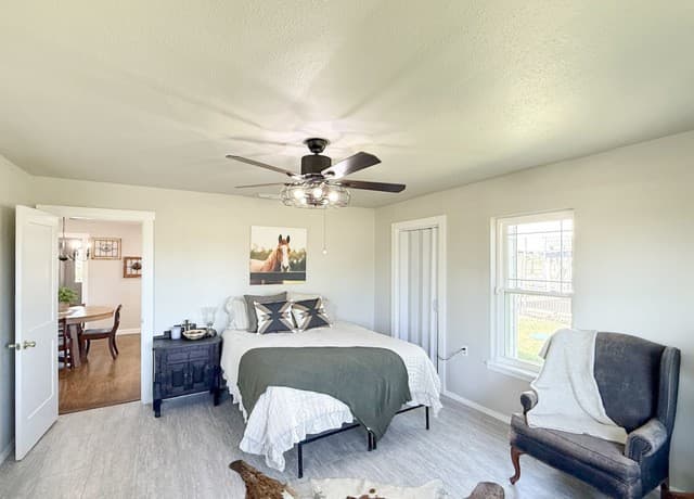 901  Zig Zag Ave, Devine, TX 78016 — photo 25