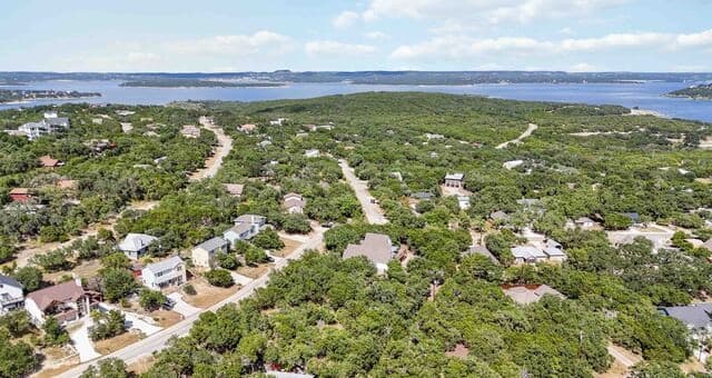 2220  Grandview Frst, Canyon Lake, TX 78133 — photo 10