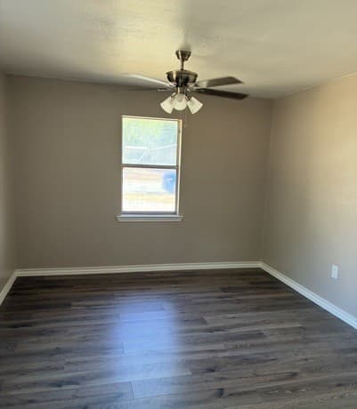 1012 E San Marcos St, Pearsall, TX 78061 — photo 7