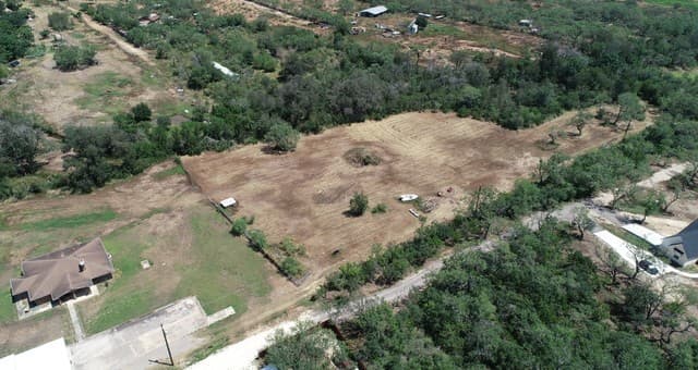 13450  Wheeler Rd, Atascosa, TX 78002 — photo 3