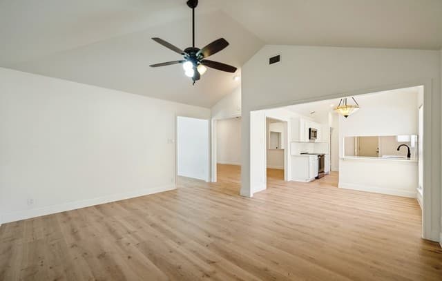 5851  Spring Village St, San Antonio, TX 78247 — photo 11