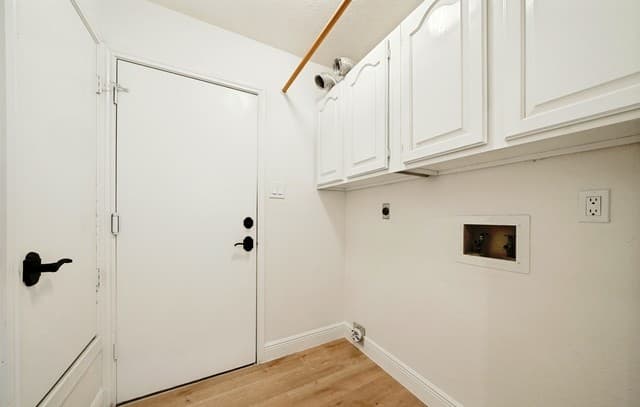 5851  Spring Village St, San Antonio, TX 78247 — photo 16