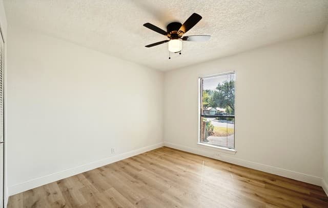 5851  Spring Village St, San Antonio, TX 78247 — photo 22
