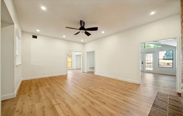 5851  Spring Village St, San Antonio, TX 78247 — photo 5