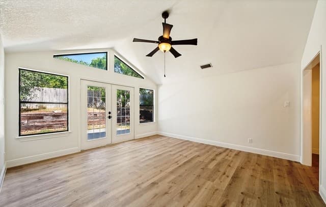 5851  Spring Village St, San Antonio, TX 78247 — photo 8