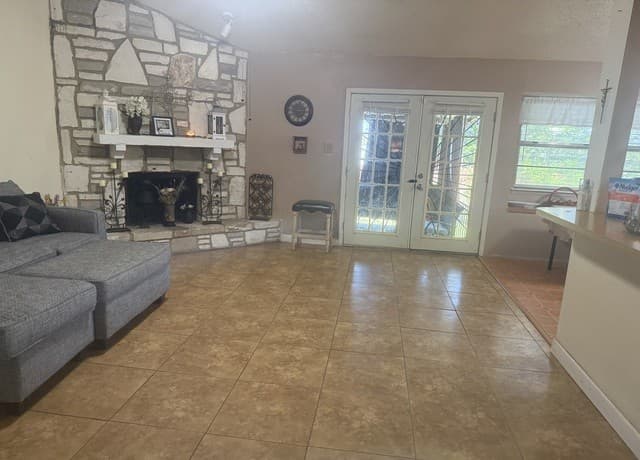 1942  Stedwick Dr, San Antonio, TX 78251 — photo 10