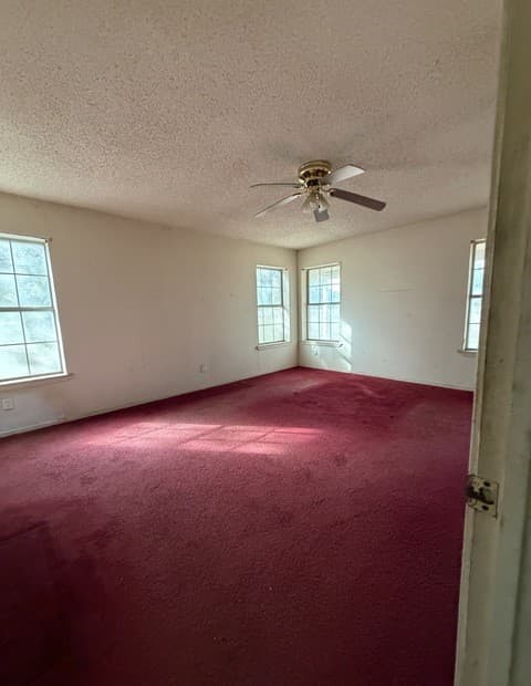 415  Se Main St, Stockdale, TX 78160 — photo 8