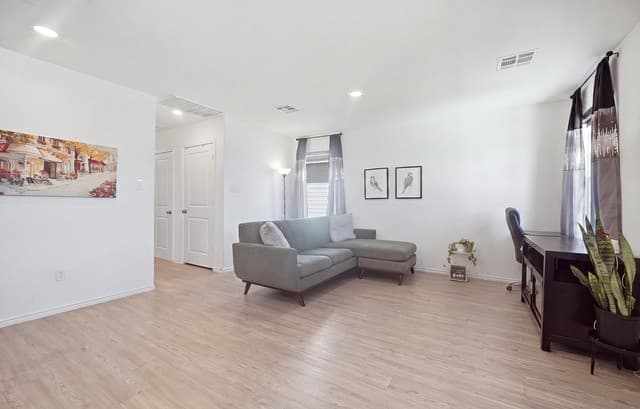 14461  Source Cir, San Antonio, TX 78223 — photo 3