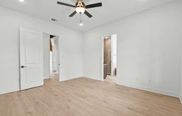3515  County Road 676, Devine, TX 78016 — photo 11