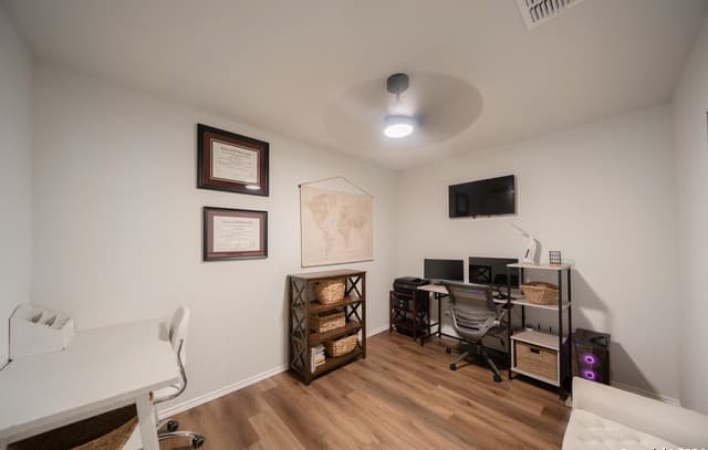 6330  Silver Pegasus, San Antonio, TX 78218 — photo 17