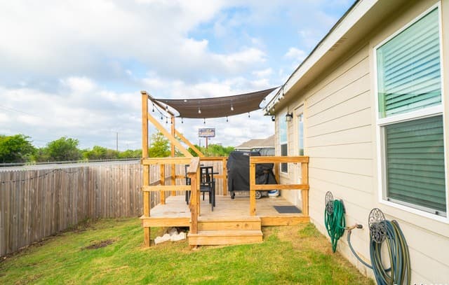 6330  Silver Pegasus, San Antonio, TX 78218 — photo 23
