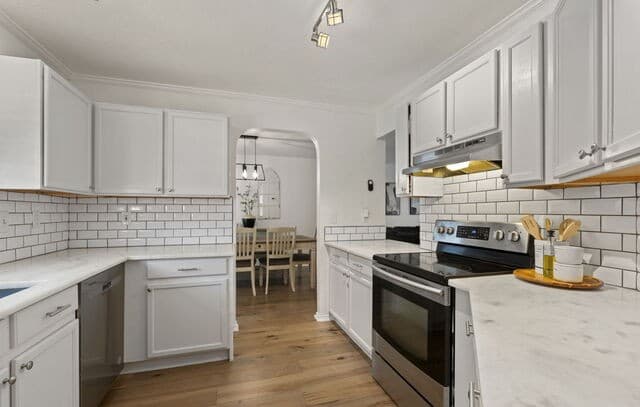 11047  Monahan Park, San Antonio, TX 78254 — photo 10