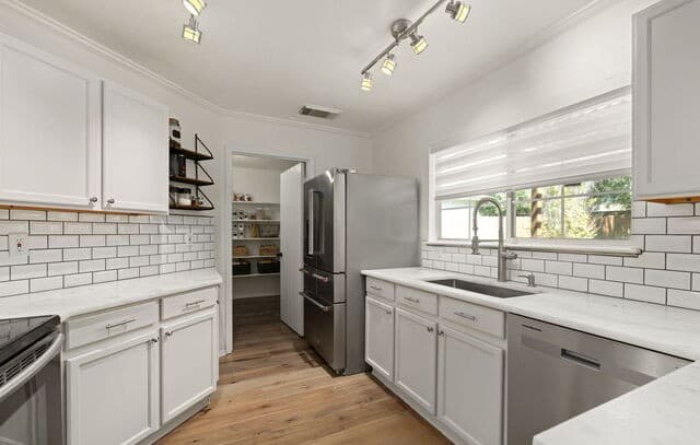 11047  Monahan Park, San Antonio, TX 78254 — photo 11