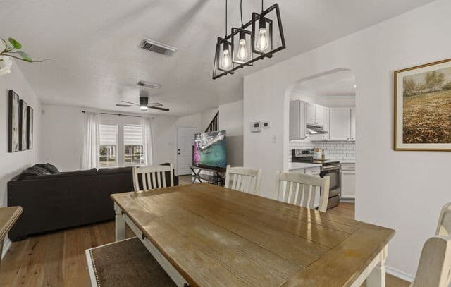 11047  Monahan Park, San Antonio, TX 78254 — photo 7