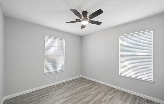 554  Kate Schenck Ave, San Antonio, TX 78223 — photo 12