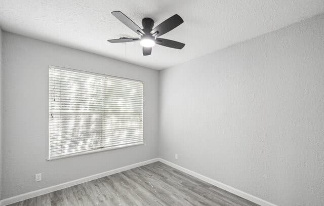 554  Kate Schenck Ave, San Antonio, TX 78223 — photo 13