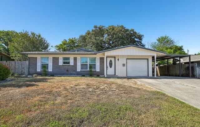 554  Kate Schenck Ave, San Antonio, TX 78223 — photo 2