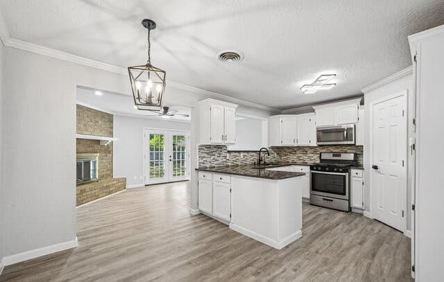 554  Kate Schenck Ave, San Antonio, TX 78223 — photo 5