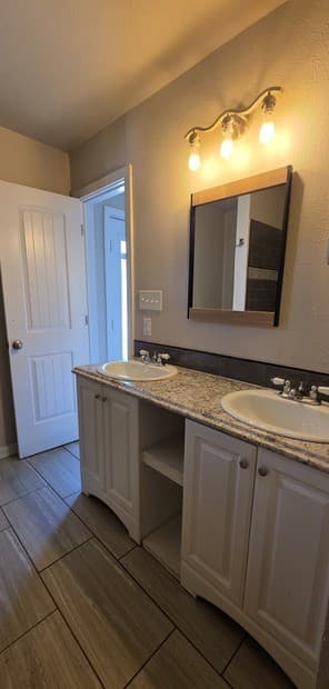 410  Sumner Dr, San Antonio, TX 78209 — photo 10