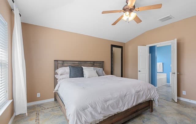 301  Brahma Way, Cibolo, TX 78108 — photo 18